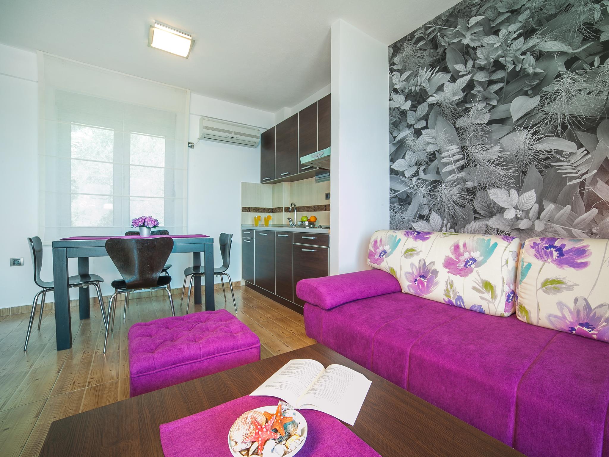 Raymond Apartments Przno  Exterior photo