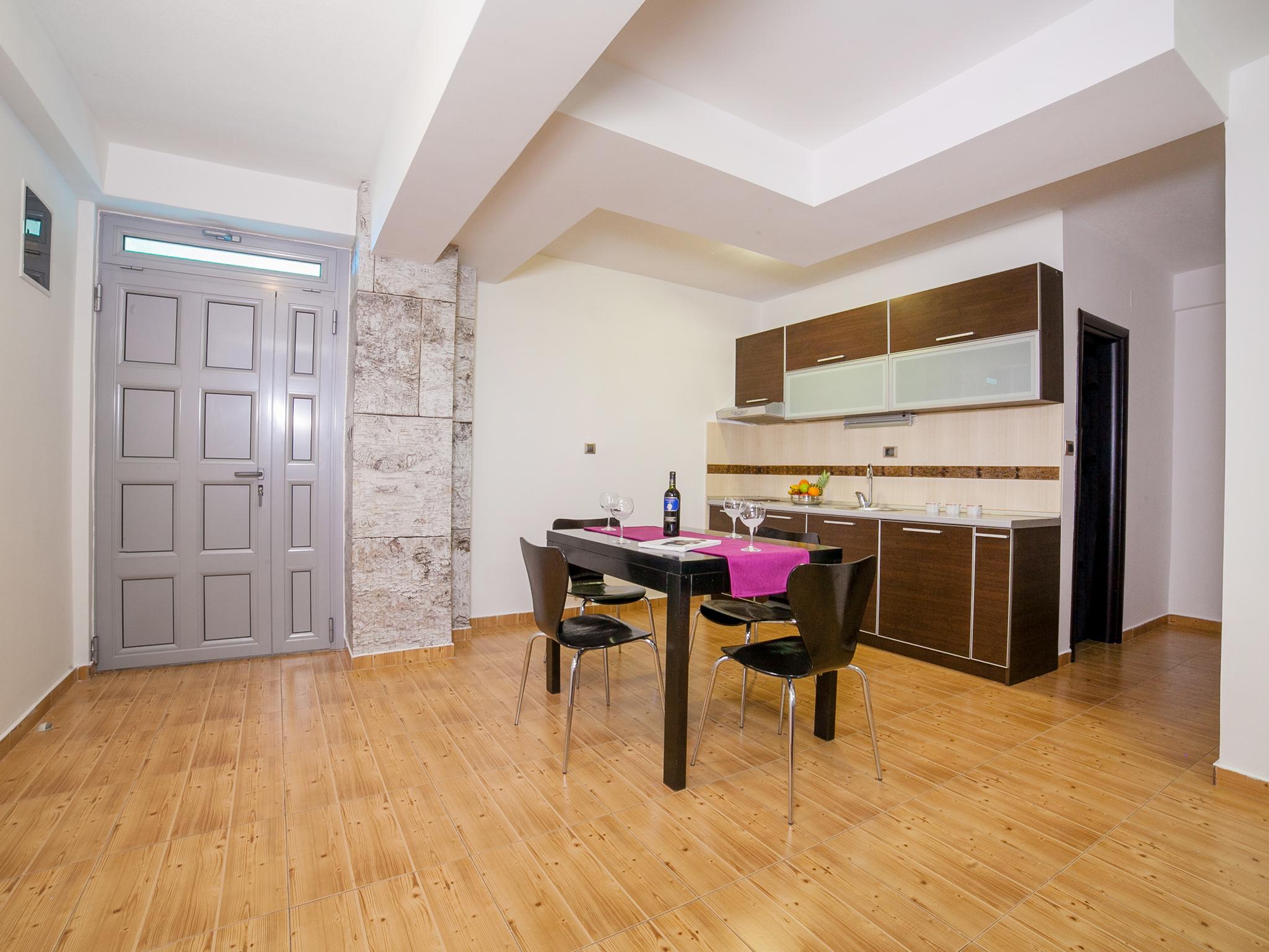 Raymond Apartments Przno  Exterior photo