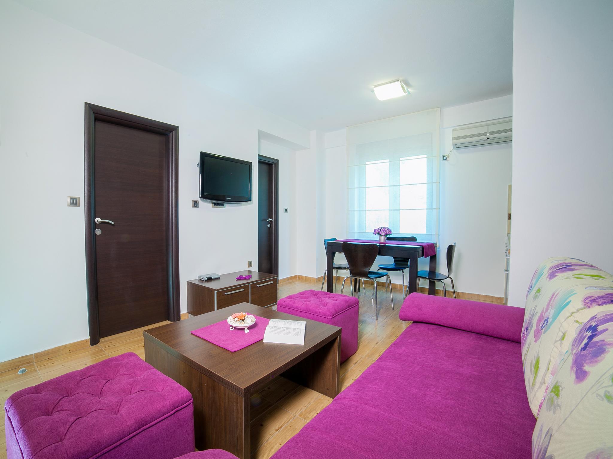Raymond Apartments Przno  Exterior photo